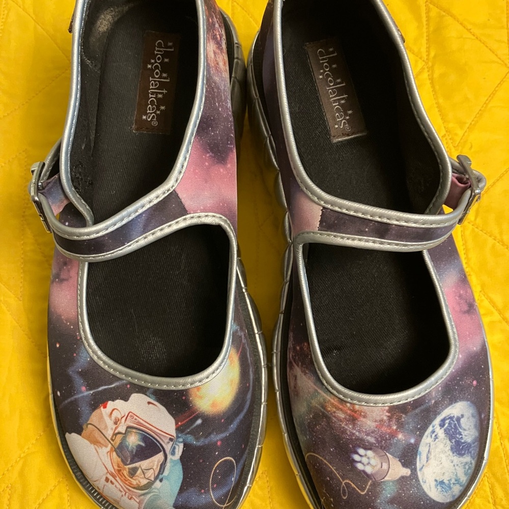 Women’s 39/ 9 Hot Chocolate Design “Gravity” Platform Mary Janes